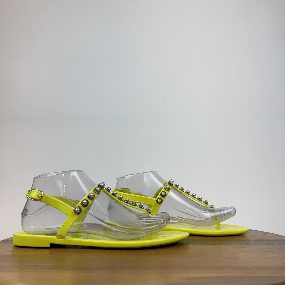 New Womens Stuart Weitzman Goldie Pearl Crystal Jelly Yellow Thong Sandals Sz 7